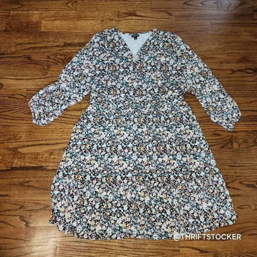 Torrid mini studio surplice tiered dress with pockets - Picture 2 of 9